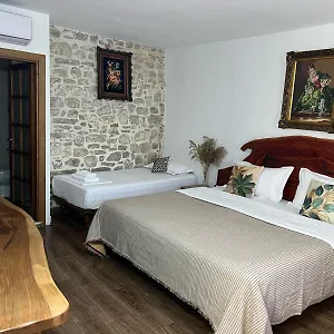 Omer The Ottoman House Albania