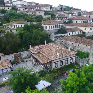Iljesa Albania