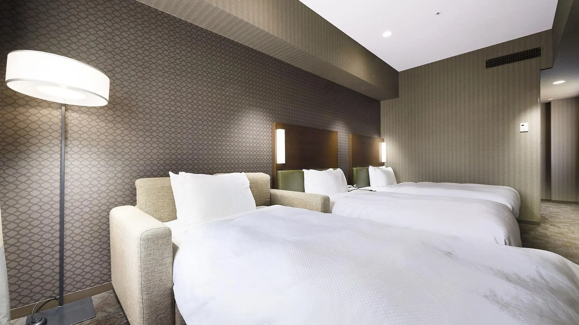 ***  Sotetsu Grand Fresa Tokyo-Bay Ariake Otel Japonya